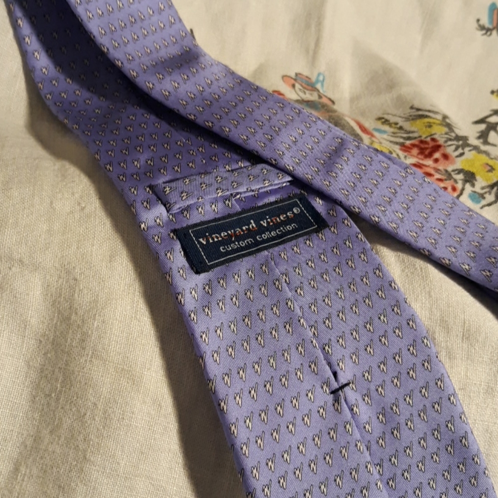 Vineyard Vines Custom Collection "Wize" - image 2